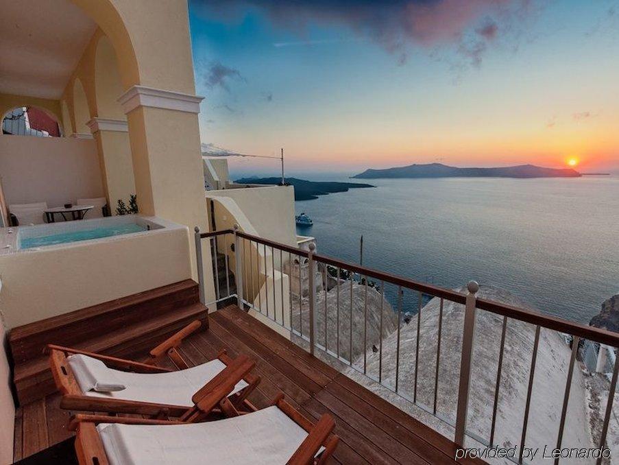 Cori Rigas Suites Fira  Exterior foto